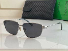 Picture of Bottega Veneta Sunglasses _SKUfw46617840fw